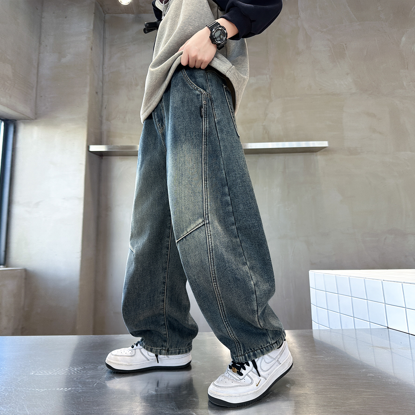 儿童加绒牛仔裤秋冬装2025新款男童装直筒宽松一体绒加厚冬季裤子