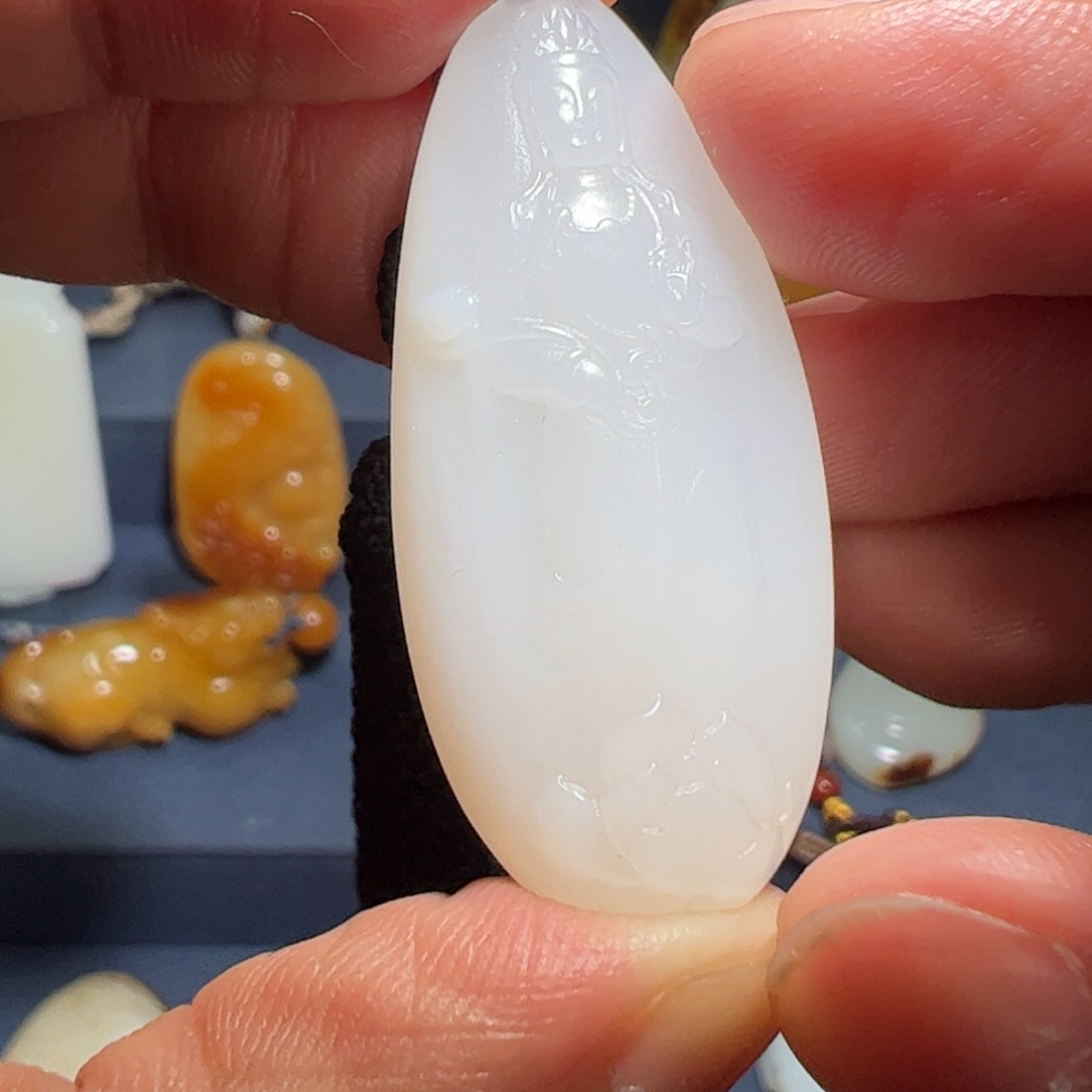 和田玉未镶嵌颈饰