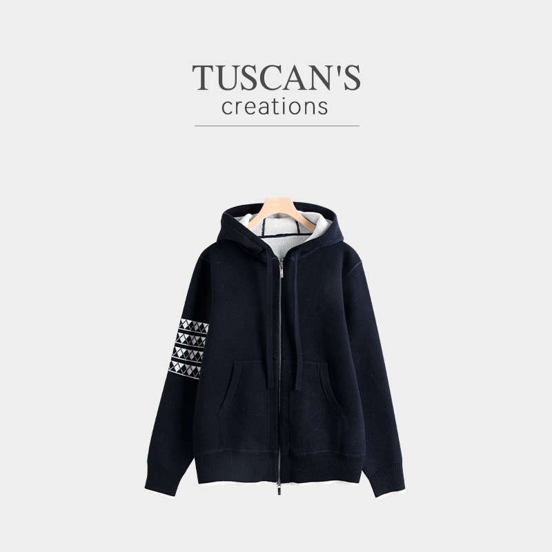 TUSCAN'S CREATIONS狗运动连帽长袖短外套女装休闲宽松型保暖开衫