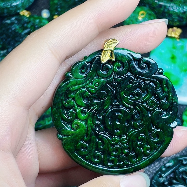 翡翠银S925镶嵌颈饰多样性