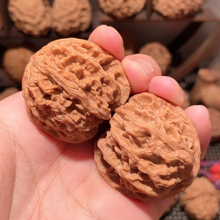 文玩核桃吊坠38尺苹果园，微磕