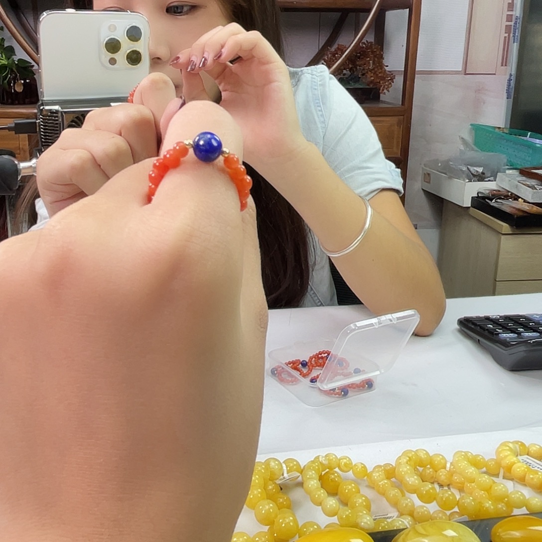 琥珀未镶嵌珠宝奇石多样性其一