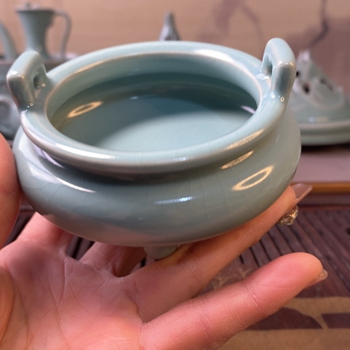 香炉一一一一一一一一一