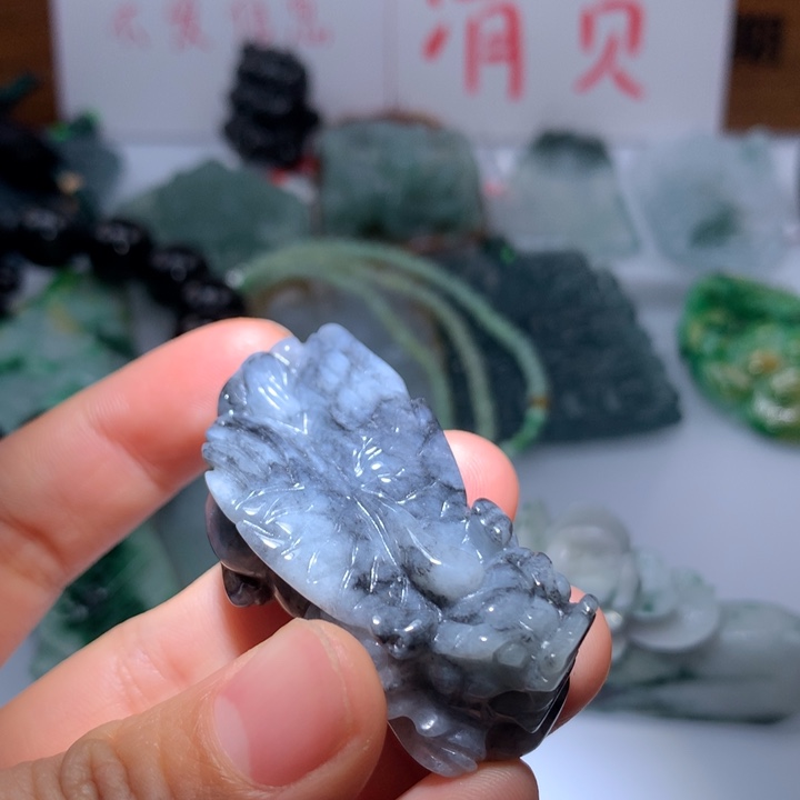 翡翠颈饰未镶嵌保真天然A货翡翠