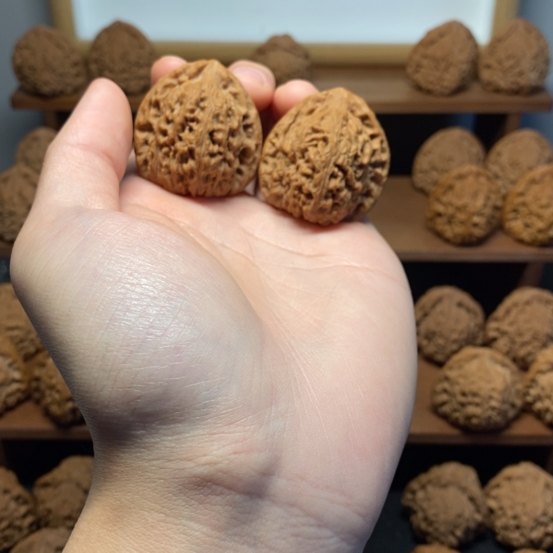 核桃南疆石36尺全品三角