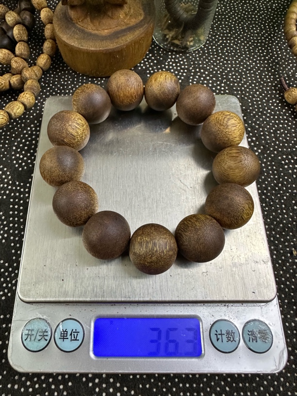 沉香1.8大圆珠手串