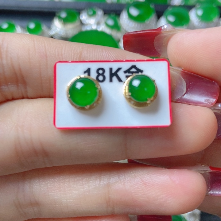 翡翠颈饰18K金镶嵌         