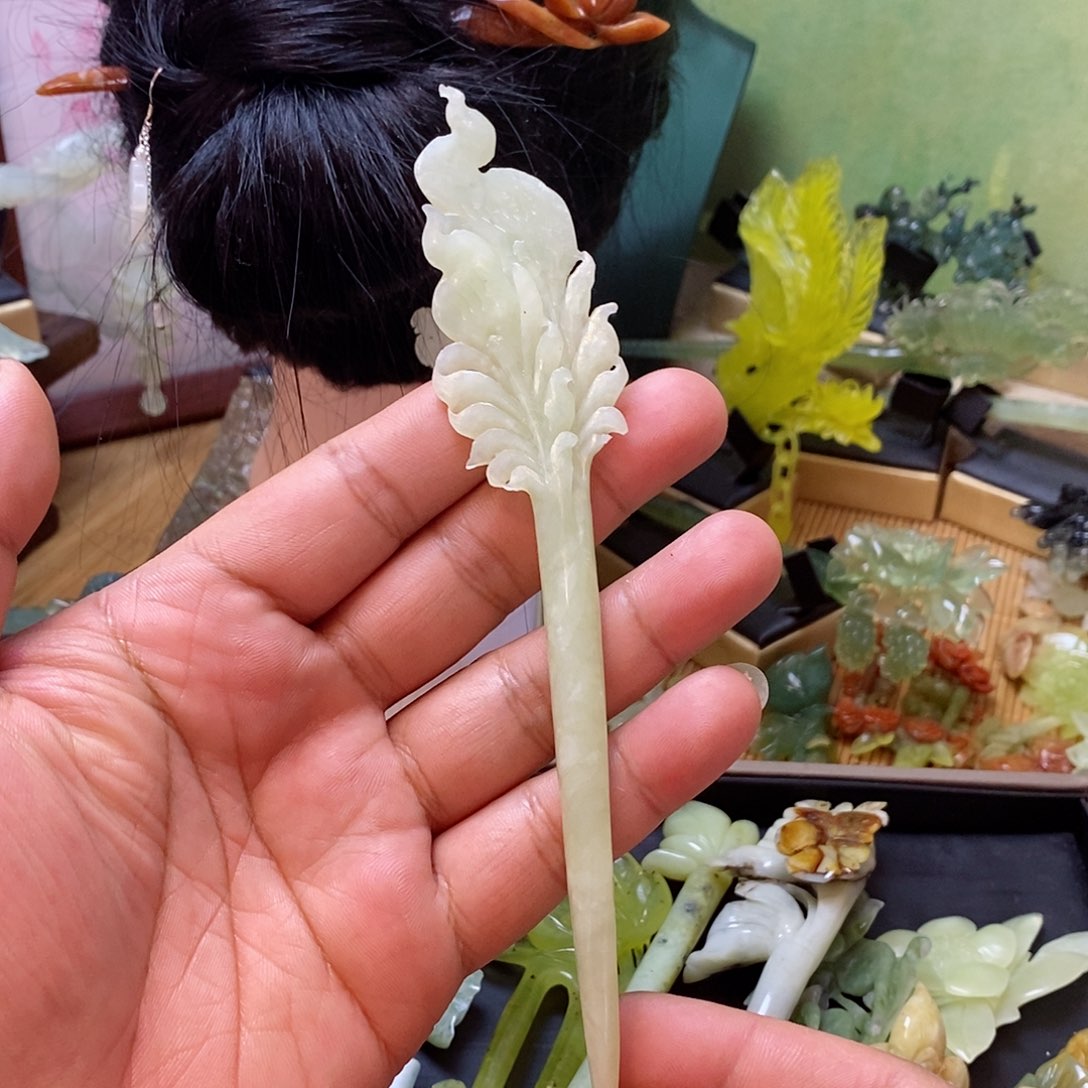 蛇纹石玉发簪未镶嵌