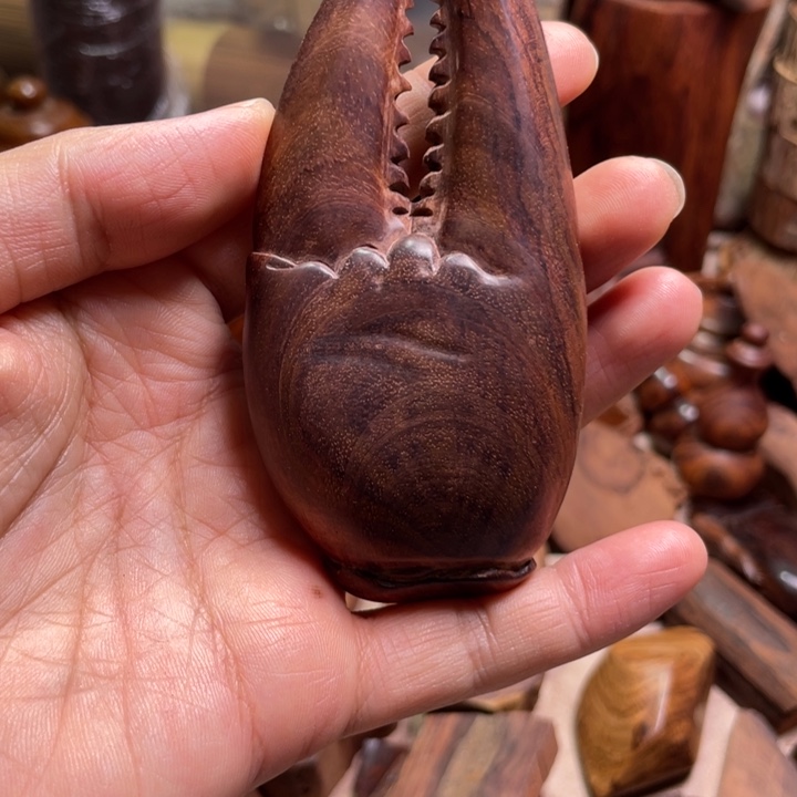 木海南黄花梨原料手把件