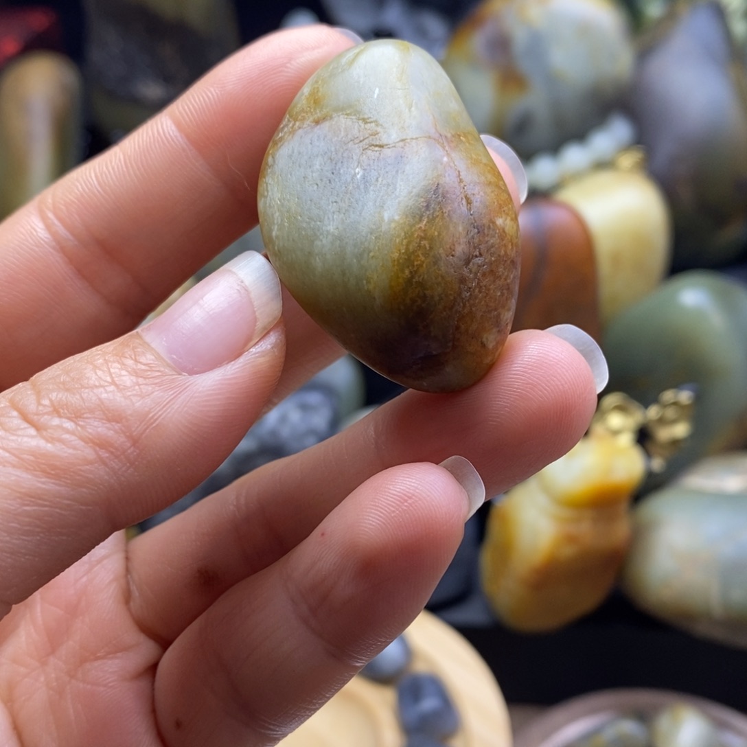 和田玉（子料）未镶嵌颈饰