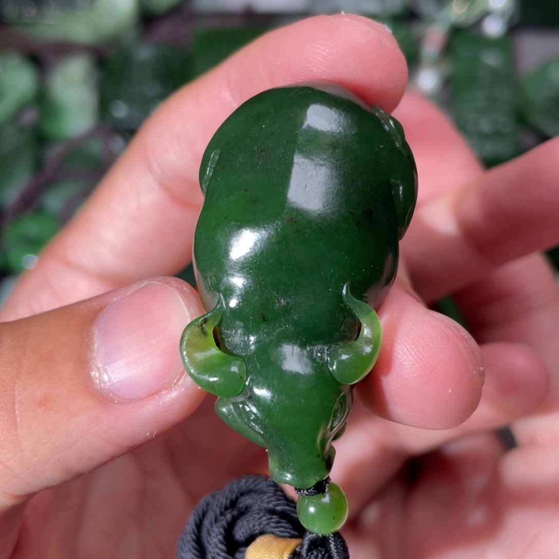 和田玉（碧玉）颈饰未镶嵌