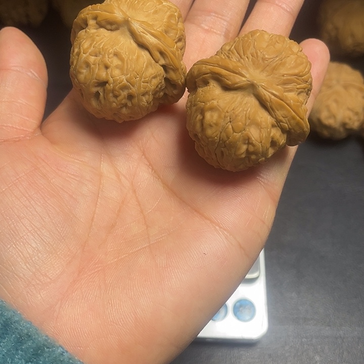 1***K大叶紫檀（黑酸枝木类）