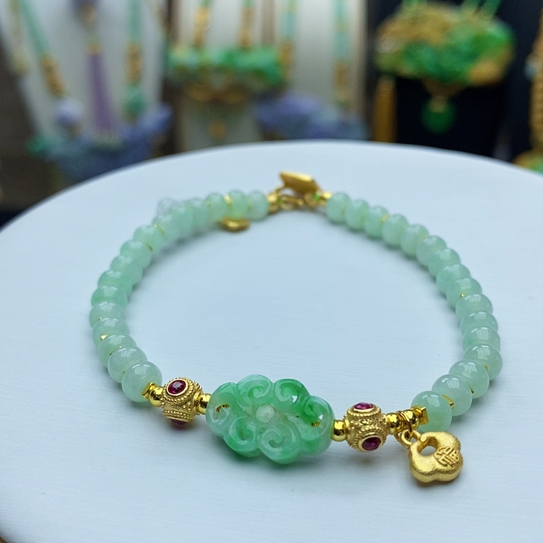 翡翠手链未镶嵌天然