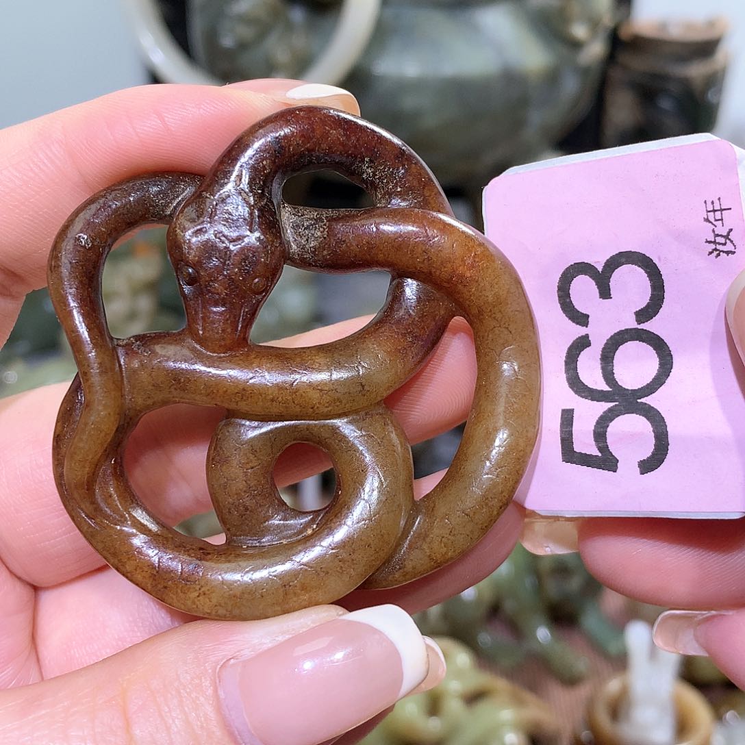 颈饰未镶嵌和田玉