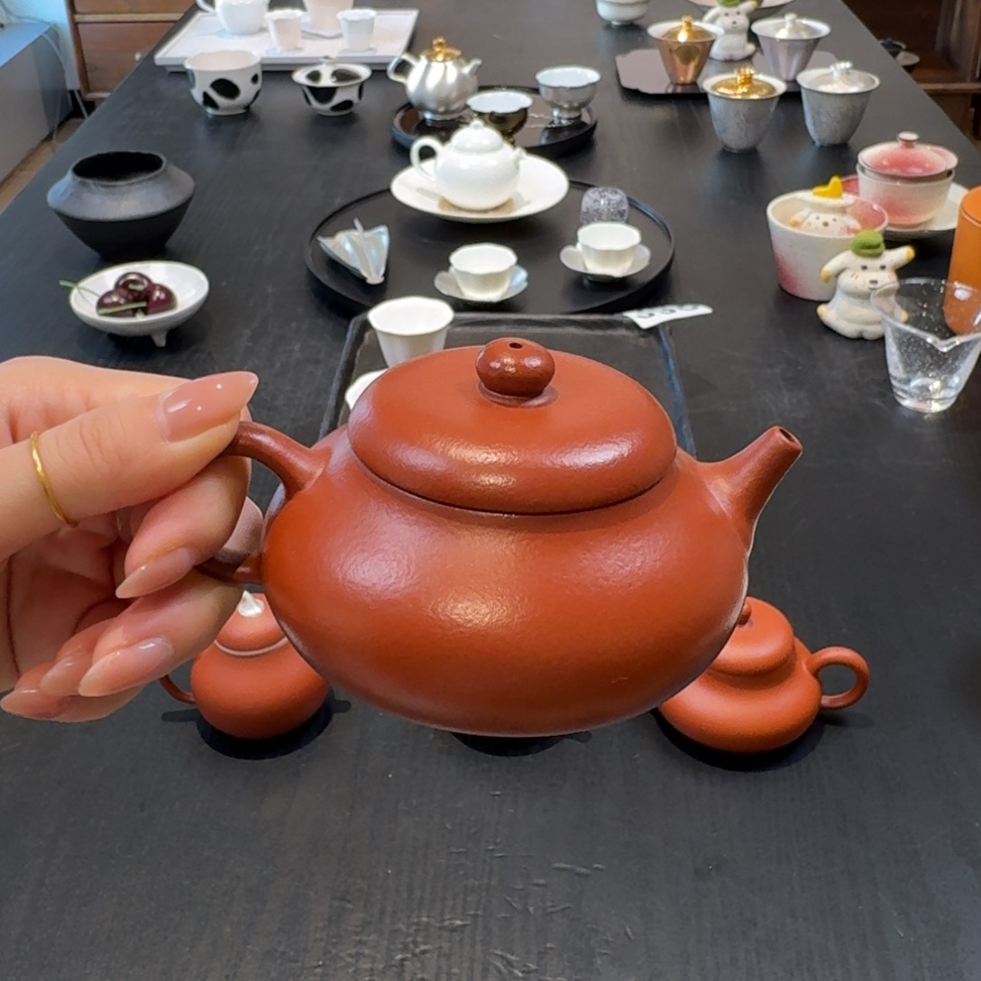 咖***a紫砂壶扁形可爱油润