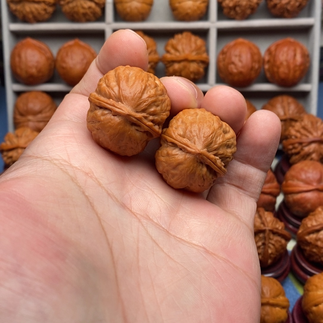 文玩核桃把件手捻