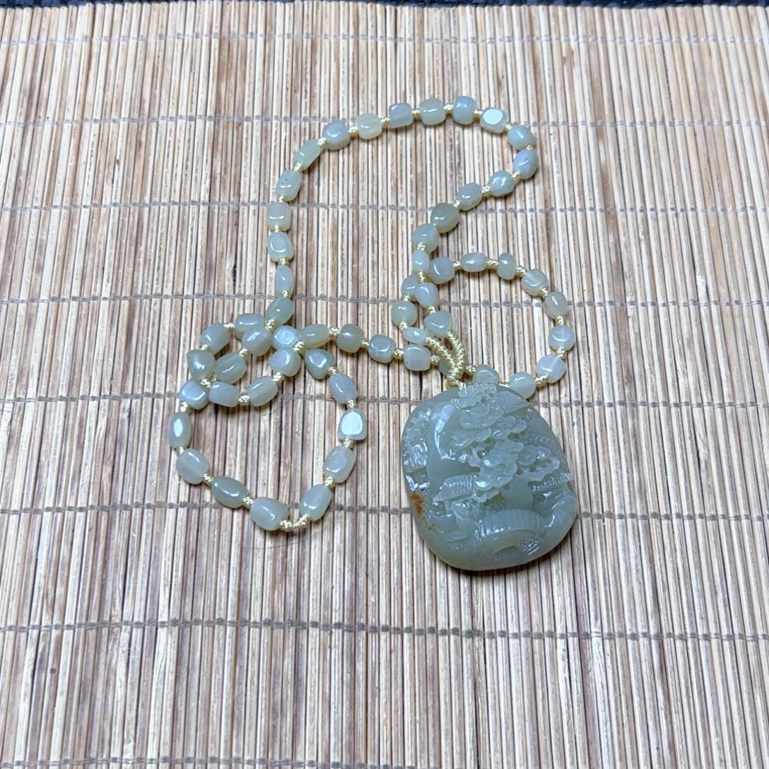 和田玉未镶嵌挂件