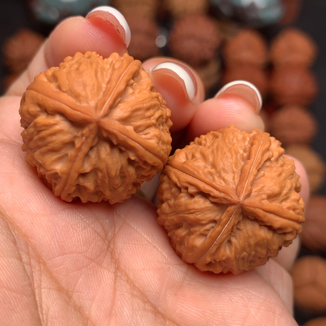 把件文玩核桃蚂蚁四棱 