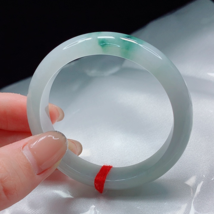 翡翠未镶嵌手镯51圈口