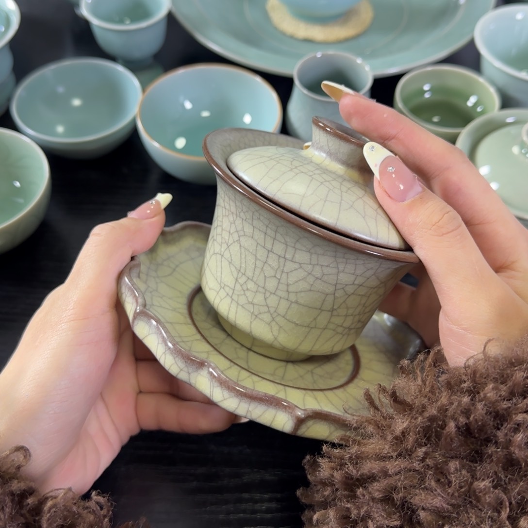 杯传世哥窑三才盖碗