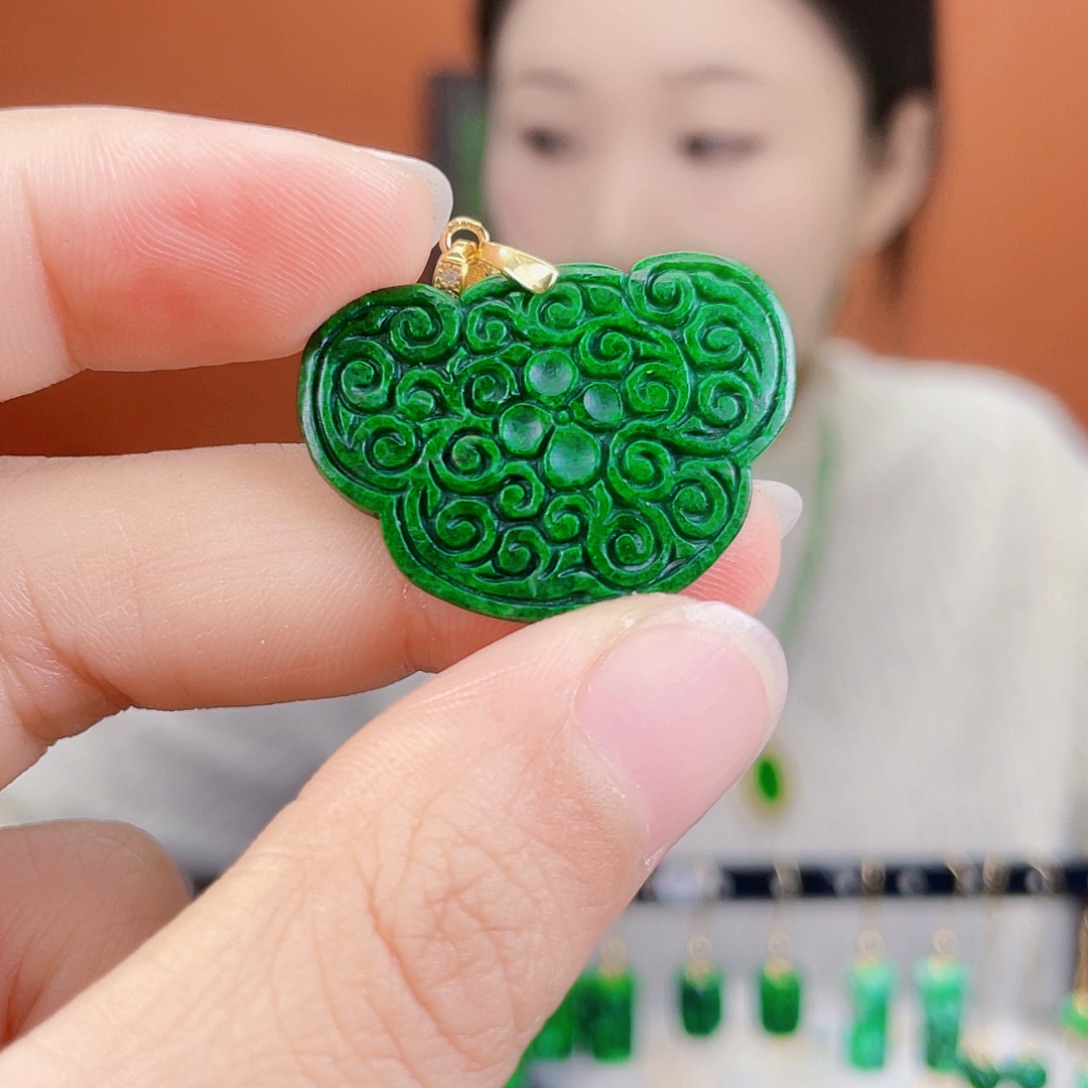 翡翠未镶嵌耳饰饰品