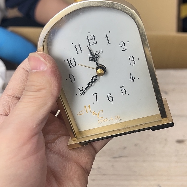 陈***浩你在干嘛呢我在洗衣服呢