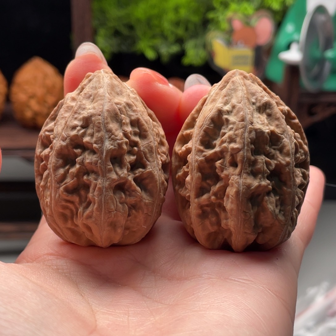 文玩核桃把件小楸千80