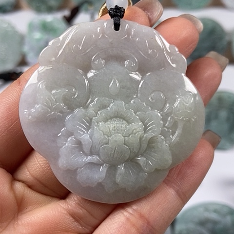 翡翠颈饰未镶嵌花开富贵福利