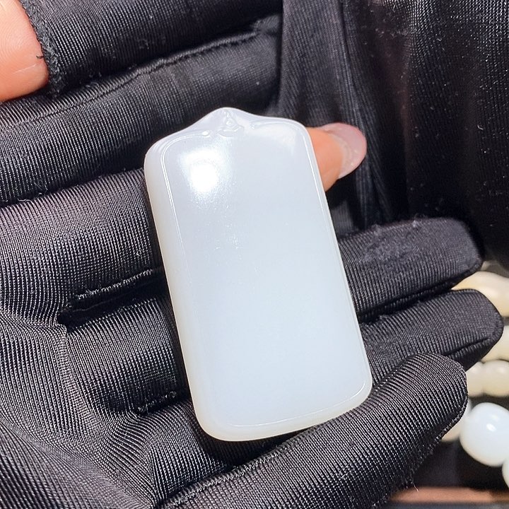 和田玉吊坠(不含链)未镶嵌✐****