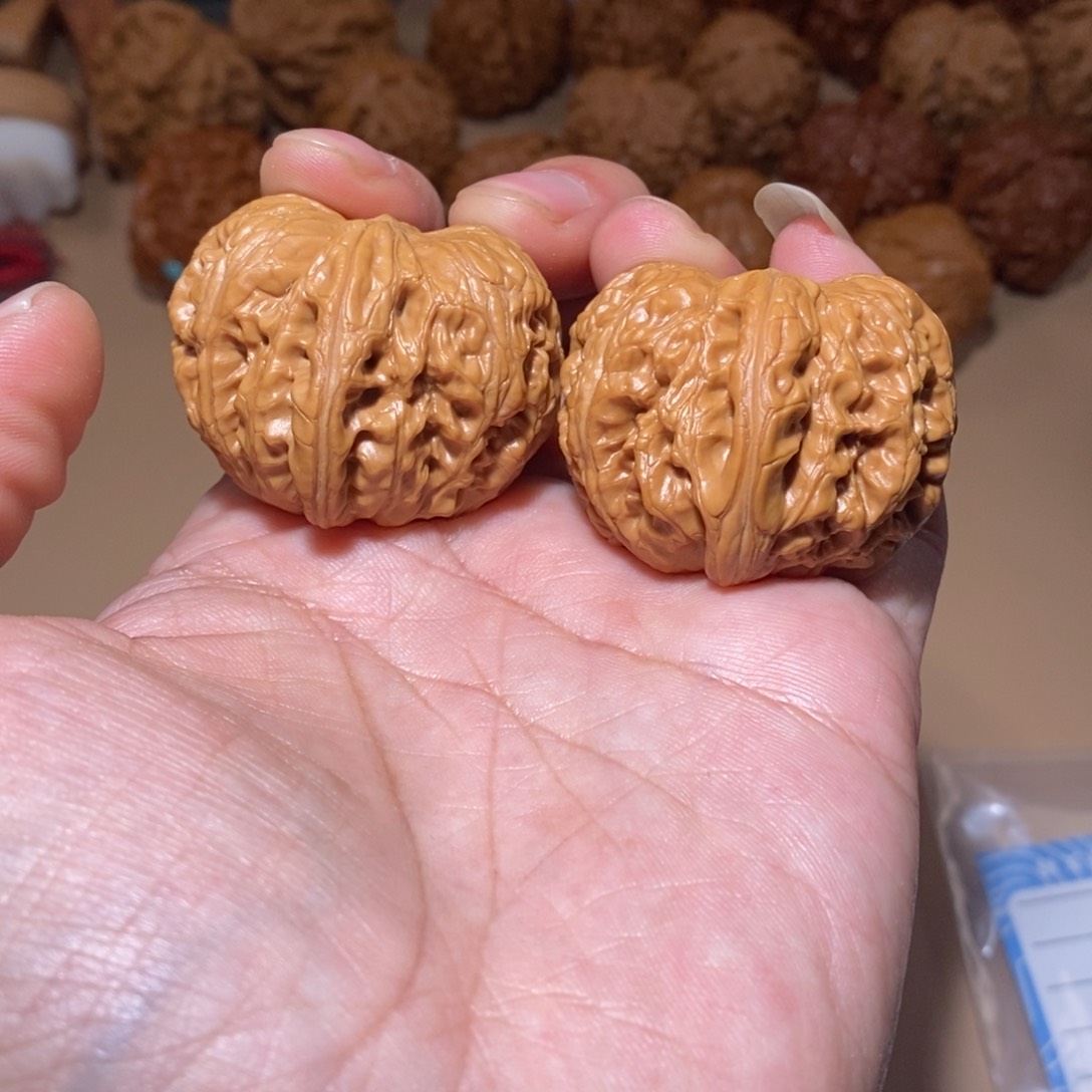 文玩核桃把件40尺平谷元宝