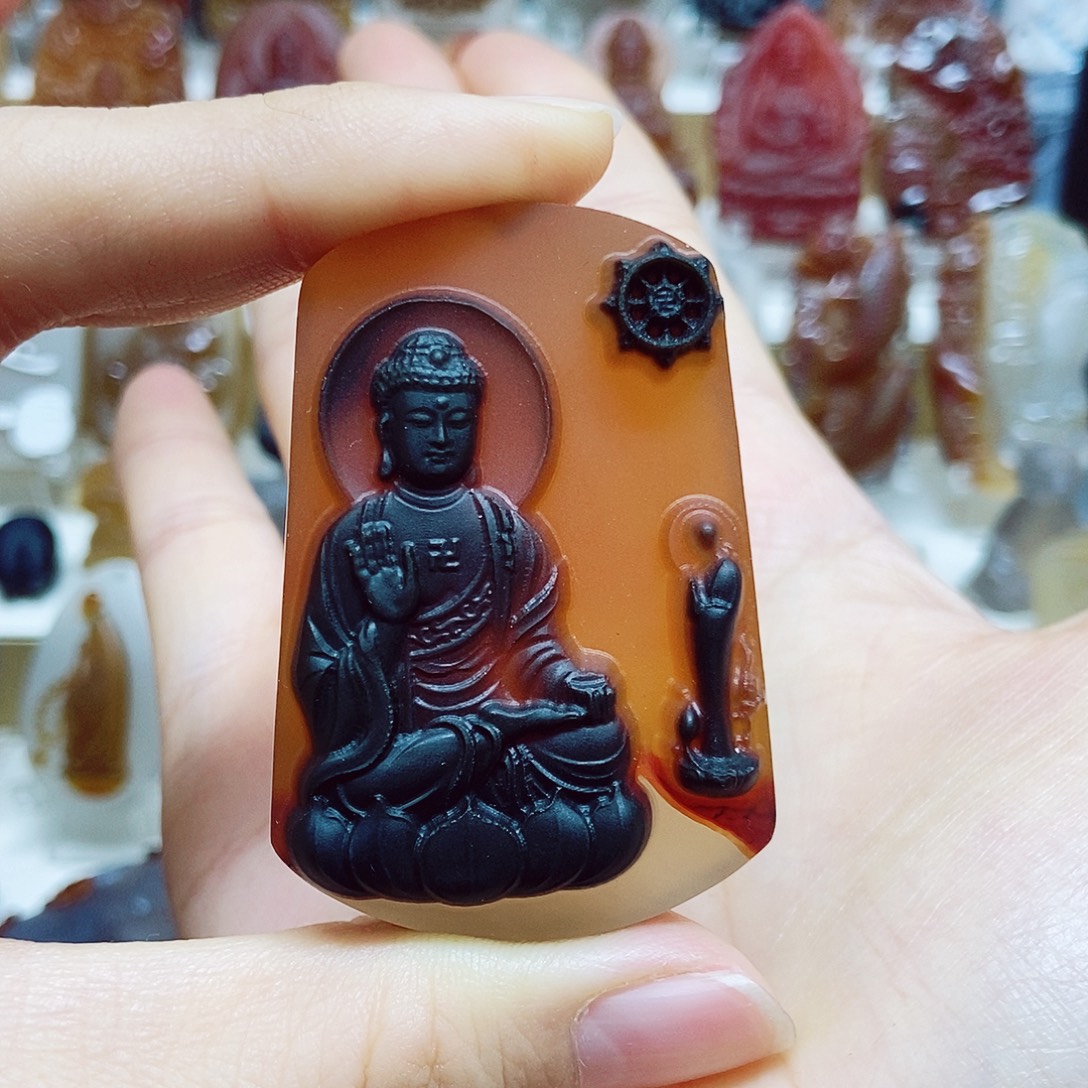拾***》玛瑙/玉髓未镶嵌颈饰