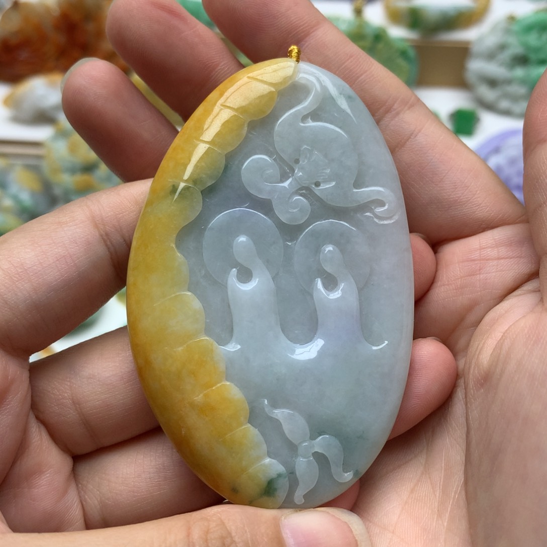 翡翠未镶嵌颈饰翡翠