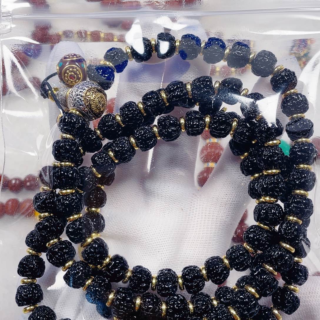 敢***情猴头核桃吊坠金刚