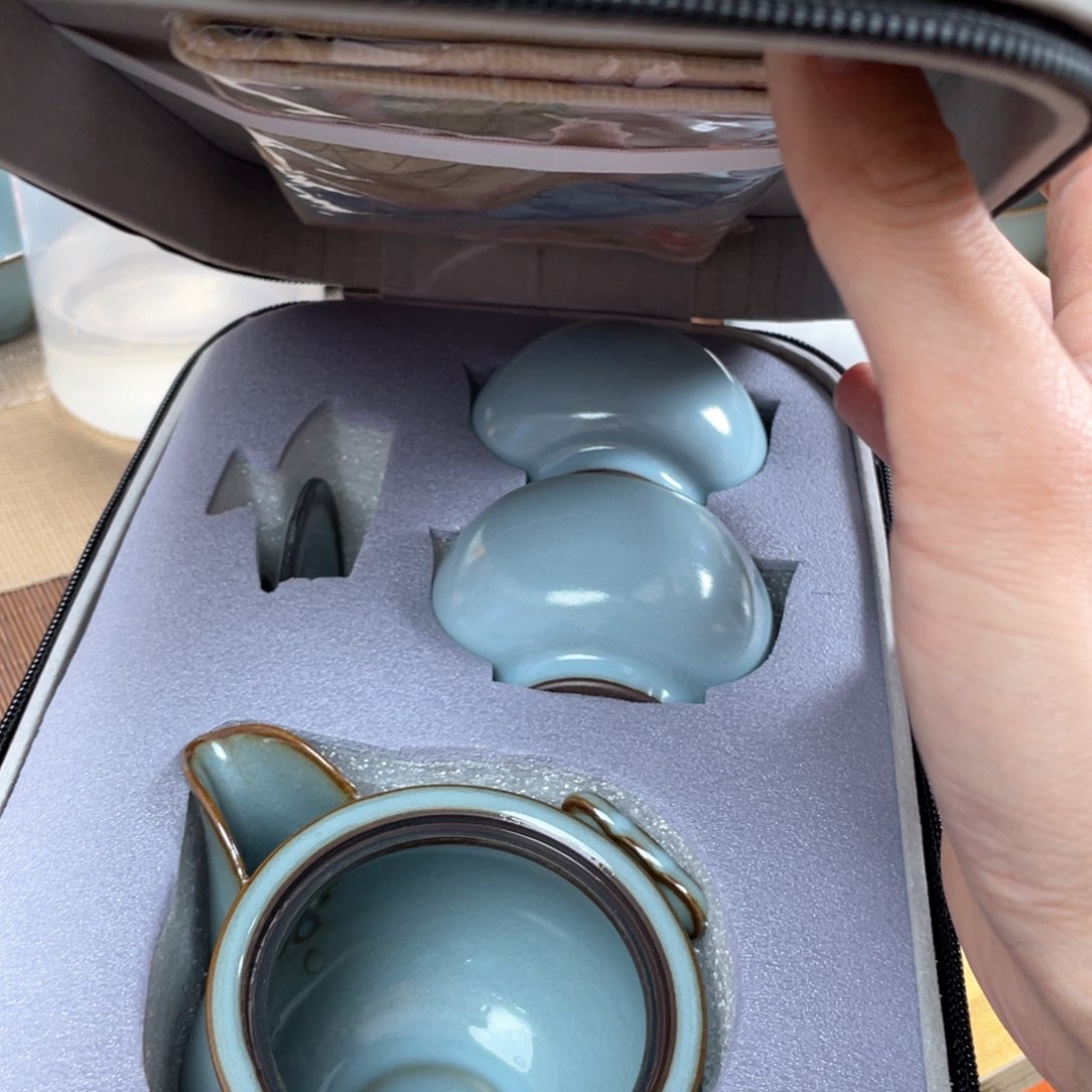 瓷片。。。。。。。。。。。。。。。