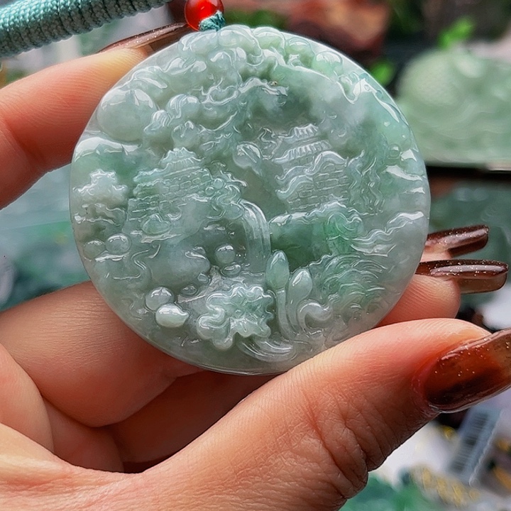 翡翠未镶嵌颈饰挂件