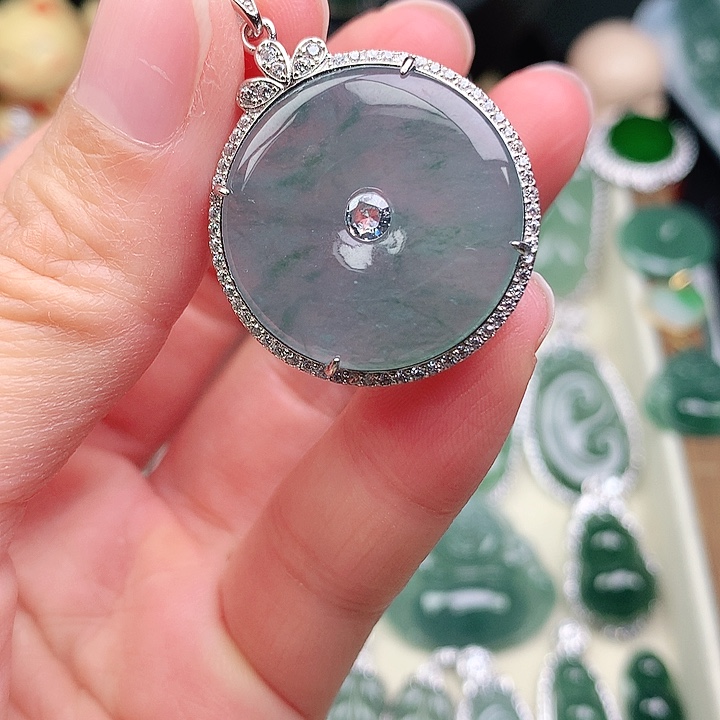 颈饰银S925镶嵌翡翠吊坠