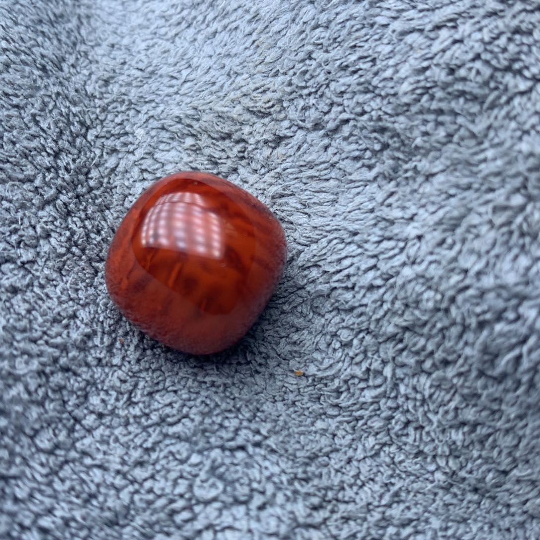 时***木南红玛瑙未镶嵌原矿南红老型珠