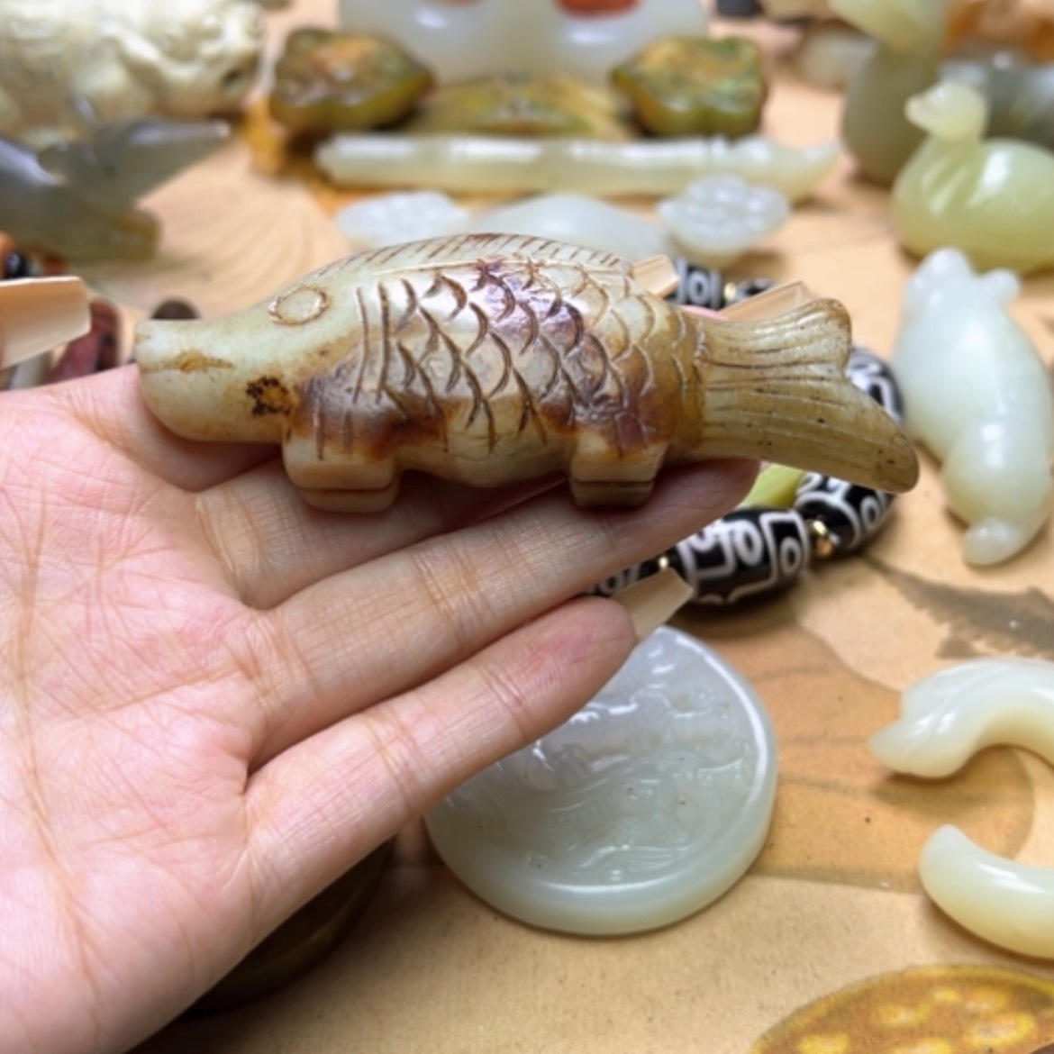 【闪购商品】蛇纹石玉颈饰未镶嵌
