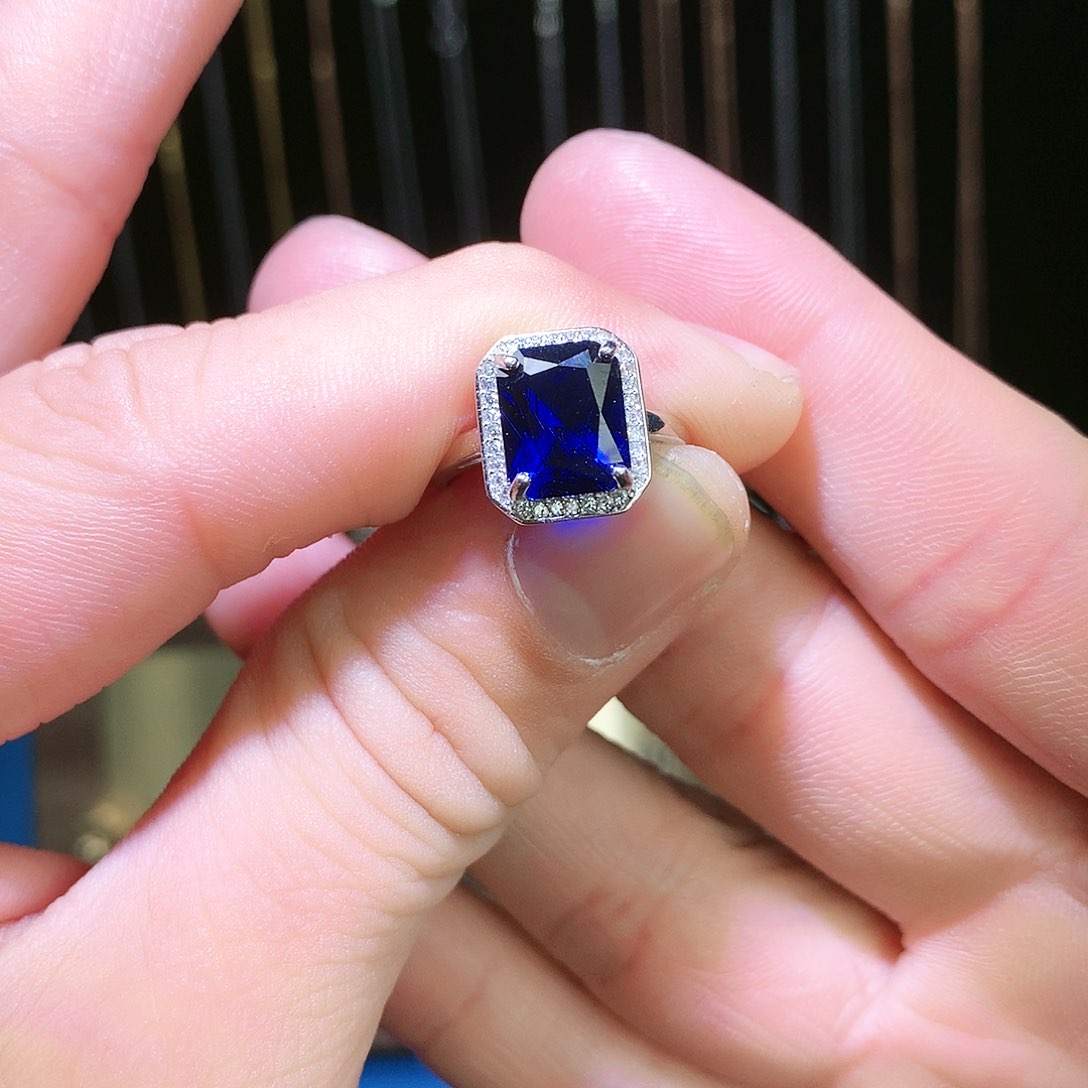 蓝宝石戒指银S925镶嵌