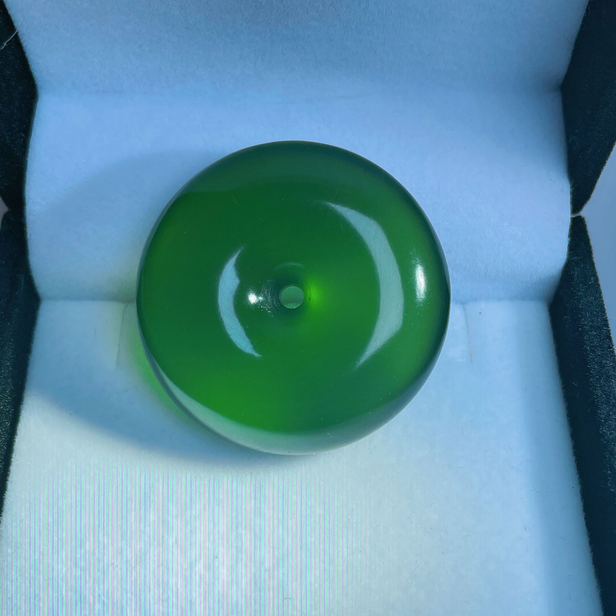 精品泰山玉老料，挂坠 手串 摆件 原石毛料等
