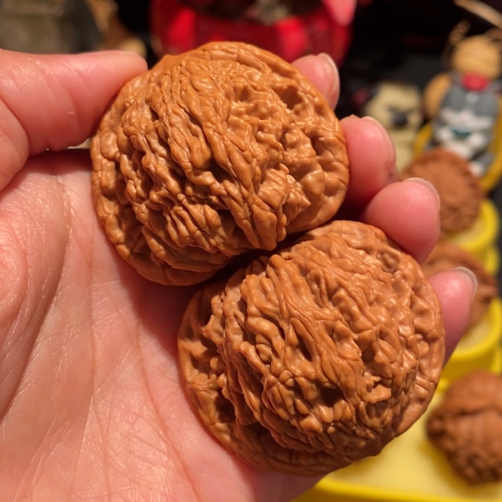 月**步文玩核桃44+尺虎头，