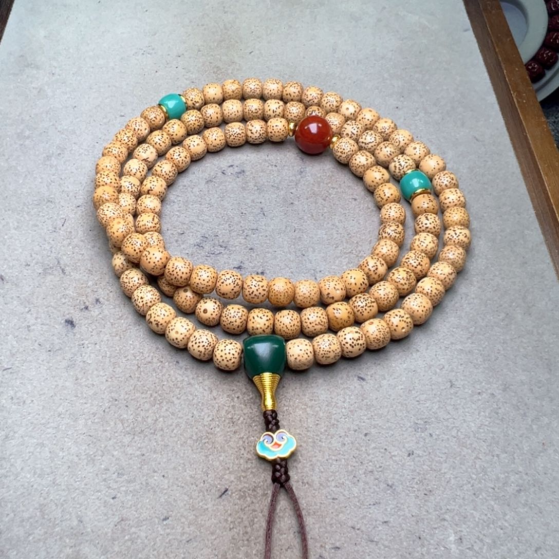 星月菩提吊坠鸡油黄108