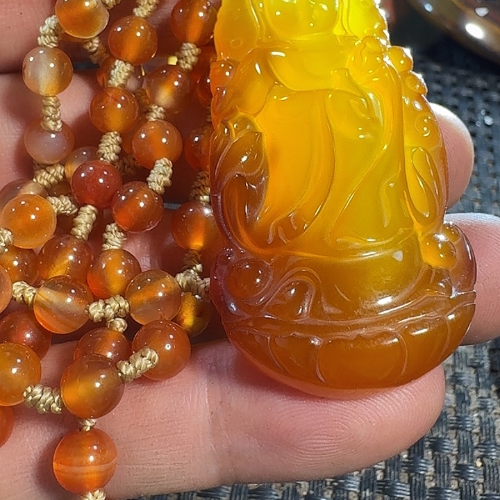 老***0玛瑙/玉髓未镶嵌颈饰