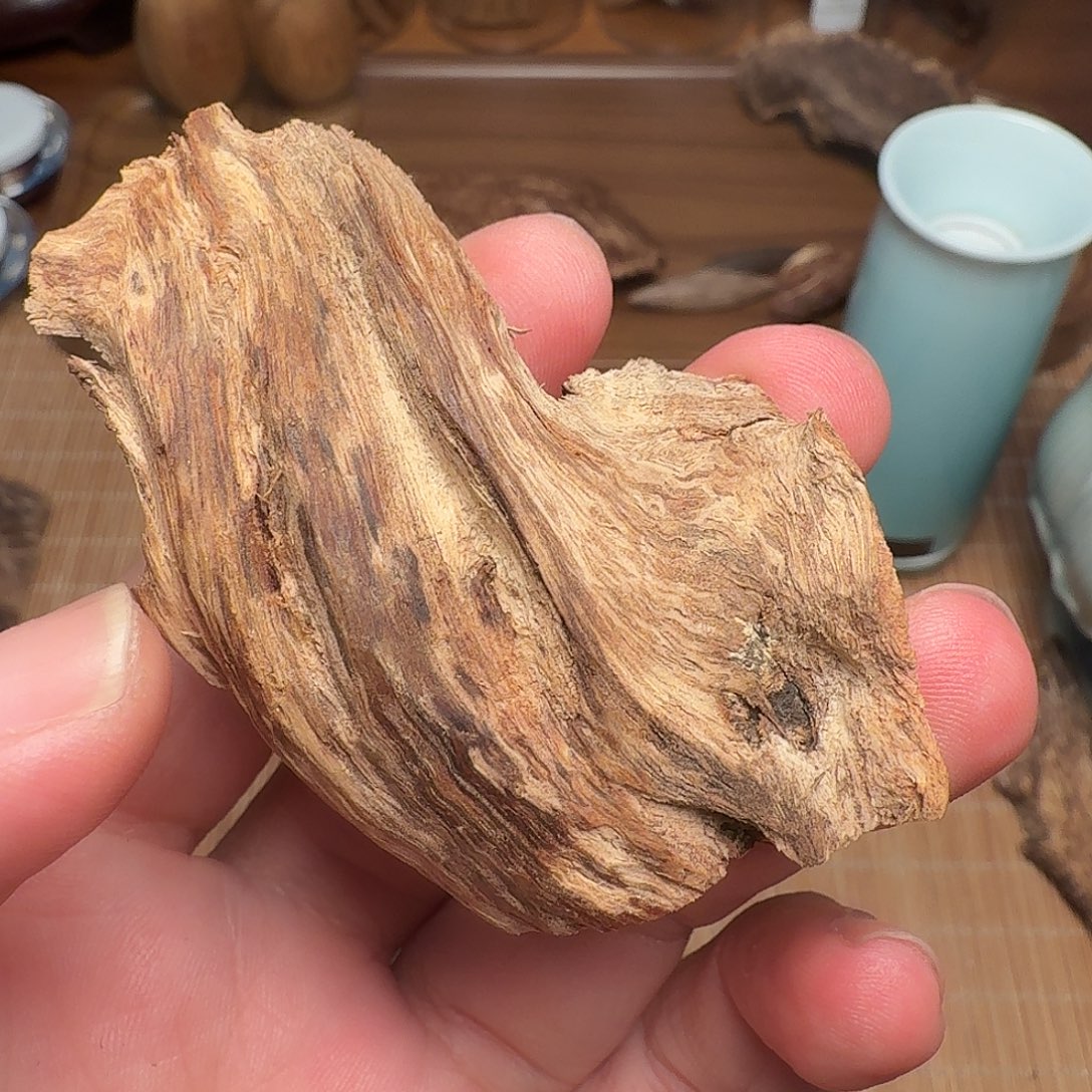 ****望沉香芽庄根部土熟7.88g