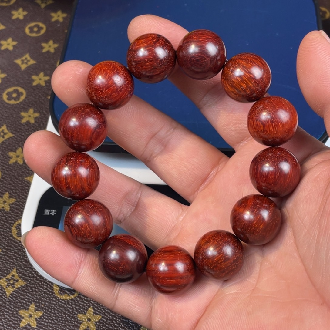 可****檀香紫檀（小叶紫檀）175号极品爆满金星单圈