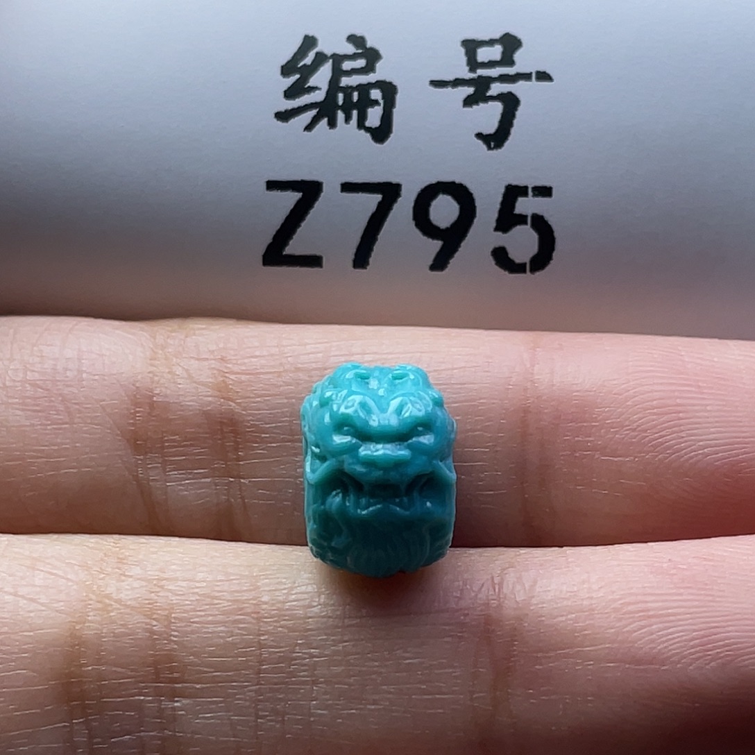 绿松石未镶嵌颈饰