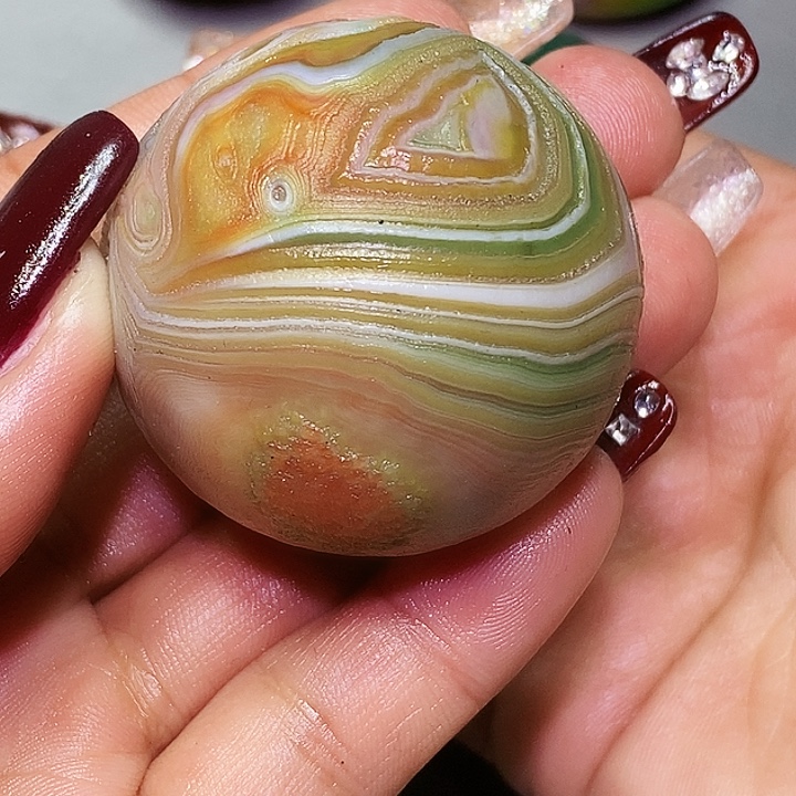 玛瑙/玉髓未镶嵌珠宝奇石