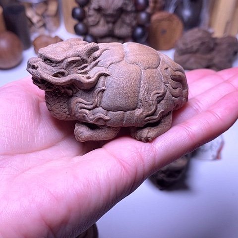 檀香木把件君*名檀香龙龟