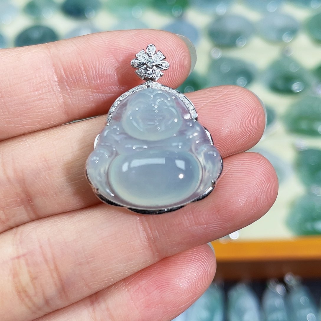 翡翠颈饰18K金镶嵌吊坠