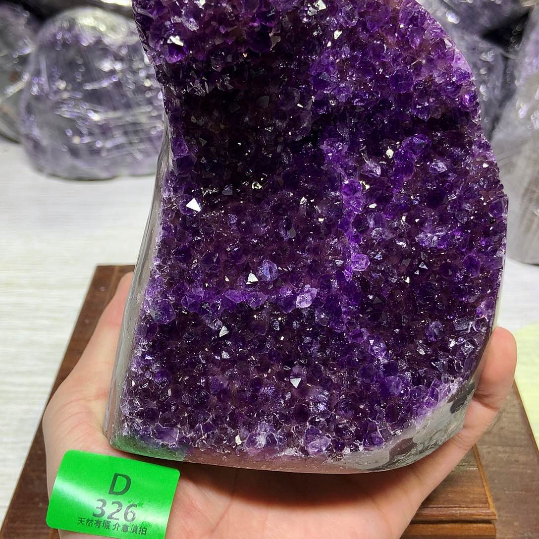 紫晶大型摆件（非配饰）未镶嵌